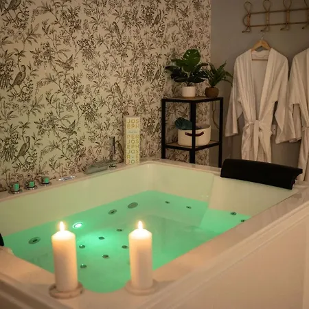 Ξενοδοχείο με διαμερίσματα Spa, & Relax Périgueux