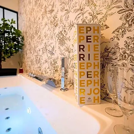 Spa, & Relax Ξενοδοχείο με διαμερίσματα Périgueux